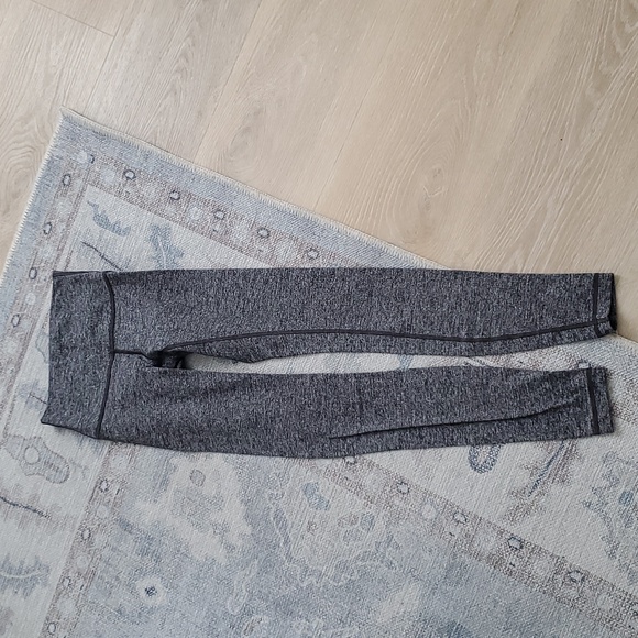 Lululemon Bundle Of 4 Black Gray Leggings Sz2 - Picture 7 of 10
